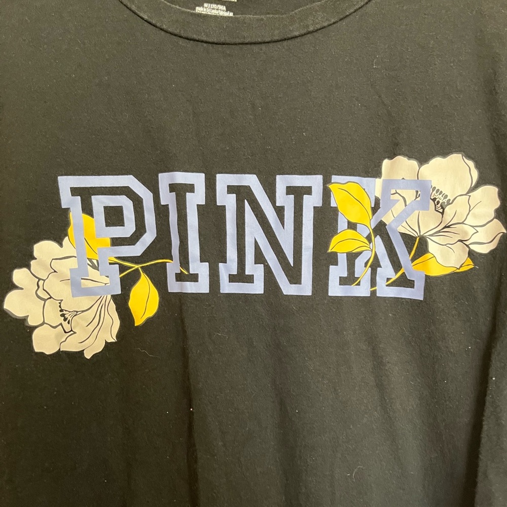 VS PINK TEE